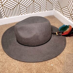 Free people hat with feathers
